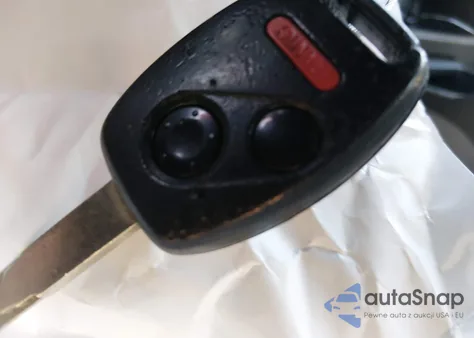 2008 Honda Civic Lx z USA, uszkodzony, nr VIN 2HGFG11638H577676